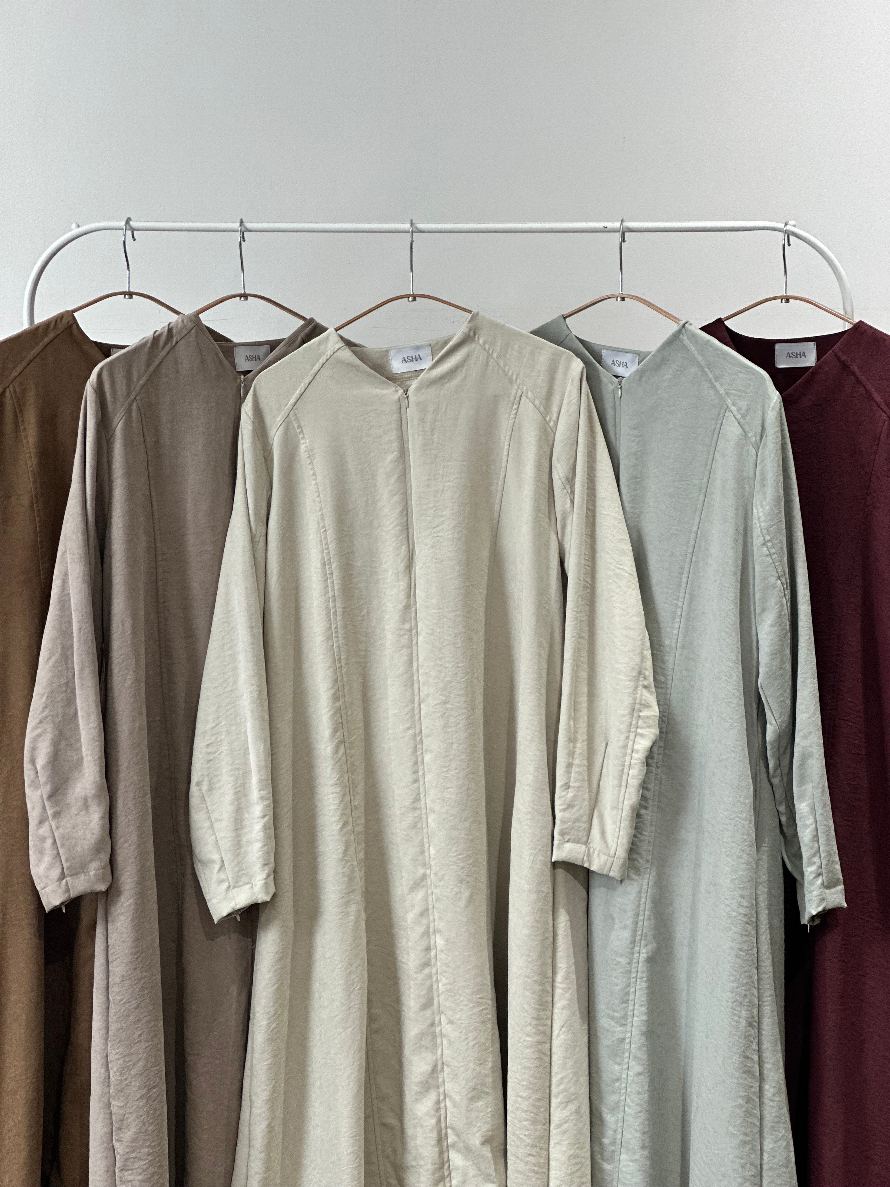 Quiet shape abaya