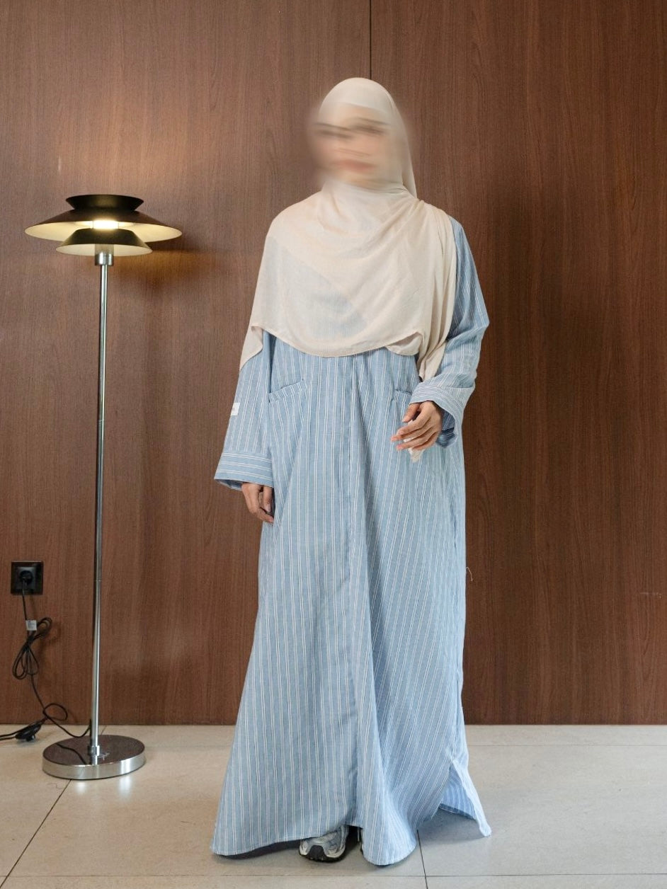 Linea Poised Abaya