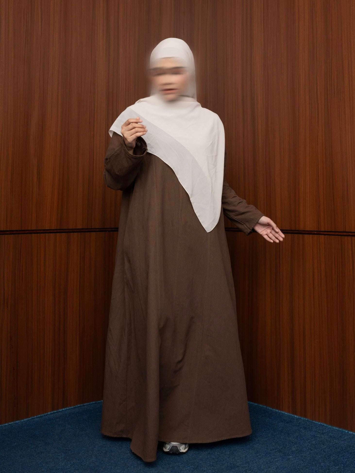 Repeat sleeve abaya