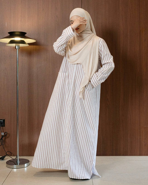 Linea Poised Abaya